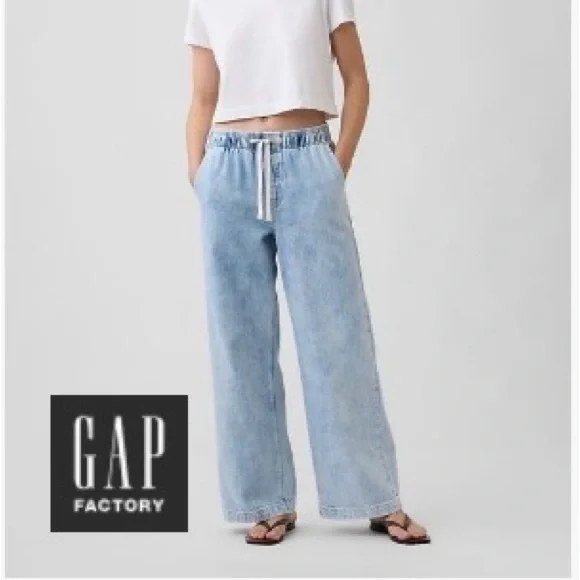 GAP Denim NWT Women's Light Blue high rise Wide Leg Pull on draw string SZ M - Picture 1 of 7